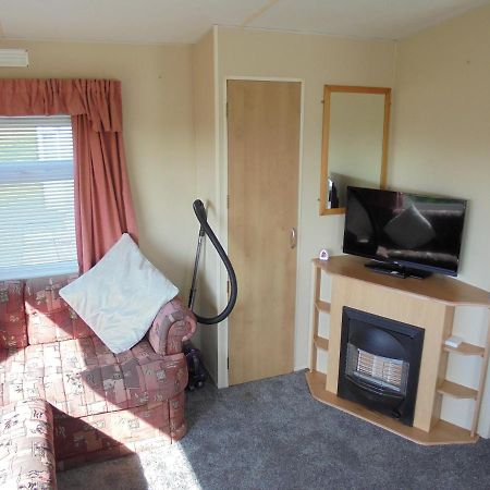 6 Berth Heated On The Chase Apartment สเกคเนส ภายนอก รูปภาพ