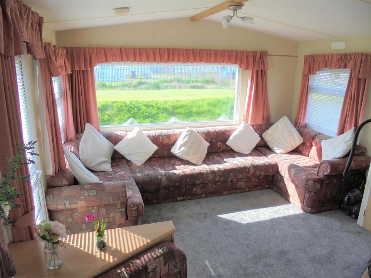 6 Berth Heated On The Chase Apartment สเกคเนส ภายนอก รูปภาพ